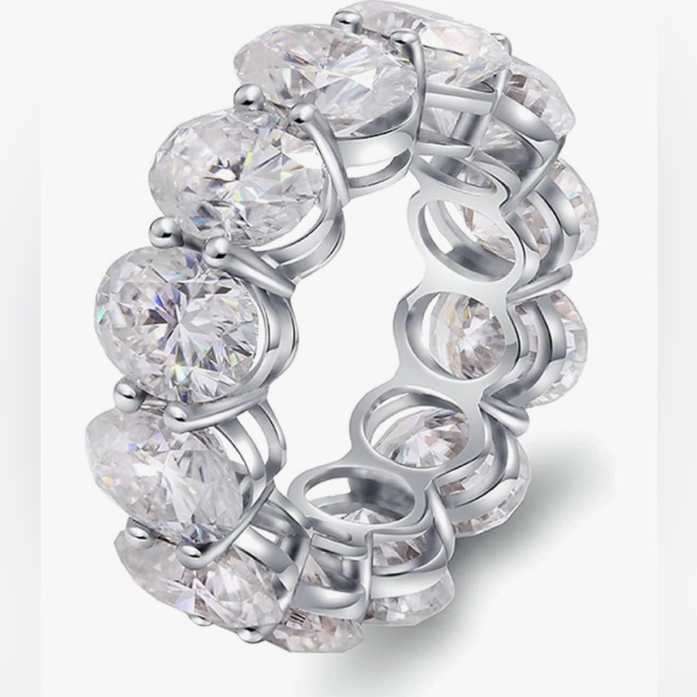 Unbranded Oval Eternity Ring in Silver and Gold